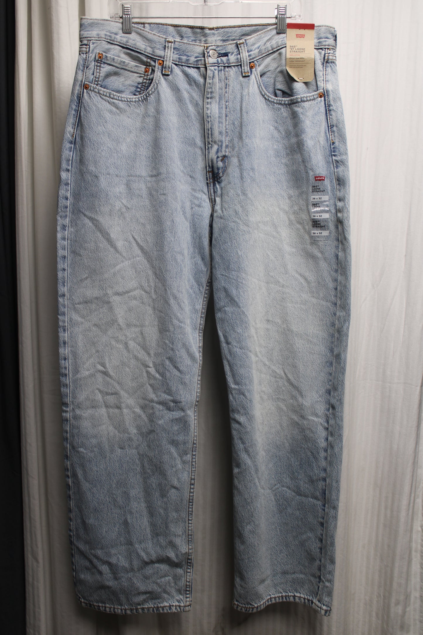 Levi's 565 97' Loose Straight Jeans, Size 36X32"