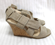 Load image into Gallery viewer, KariAng (Japan) Cork Wedge, Woven Wrap Sandal - Size 23 (US 6/6.5)