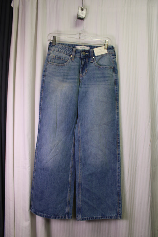Hollister - Low-Rise Baggy Jeans - Waist 23"