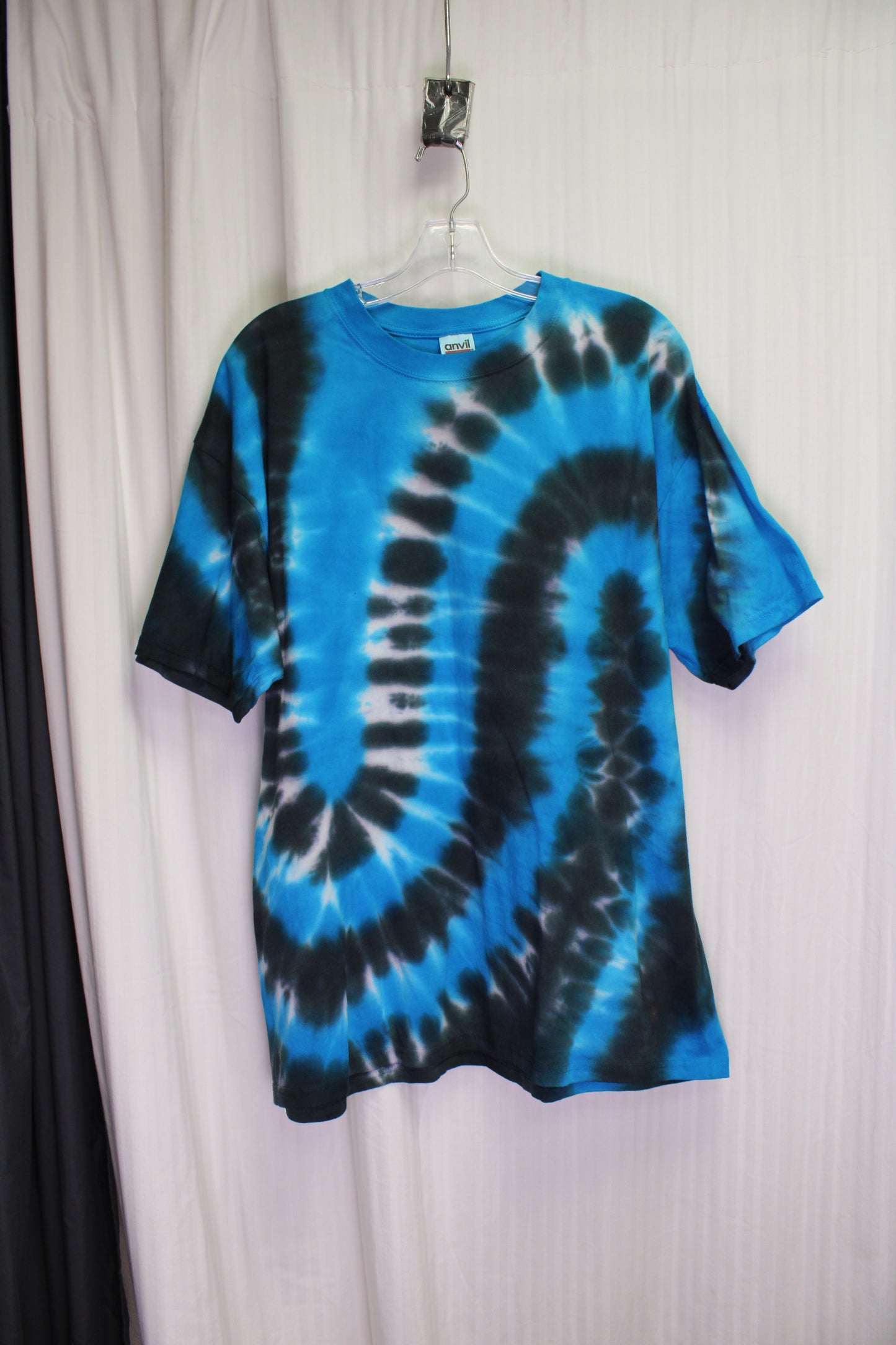 Anvil - Vintage Tie-Dye T-shirt - Size: "XL"