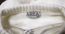 Load image into Gallery viewer, Vintage 80&#39;s/90&#39;s- Area by Tag - White Basket Weave  Pullover Sweater - Size L