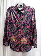 Load image into Gallery viewer, Vintage - Silver Threads- Black &amp; Colorful Floral Paisley w/ Metallic Gold Over Pattern Blouse- Size S