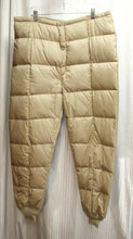 Load image into Gallery viewer, Vintage - Seattle Quilted MFG Co. - Tan Quilted Goose Down Insulated Winter Pants - 39.5&quot; Waist (See Measurements)
